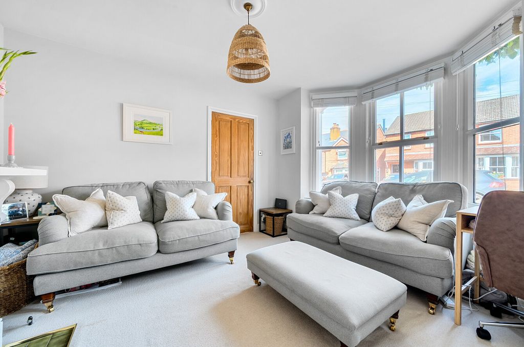 Property photo 2 of 13 1326668-13-687A70...