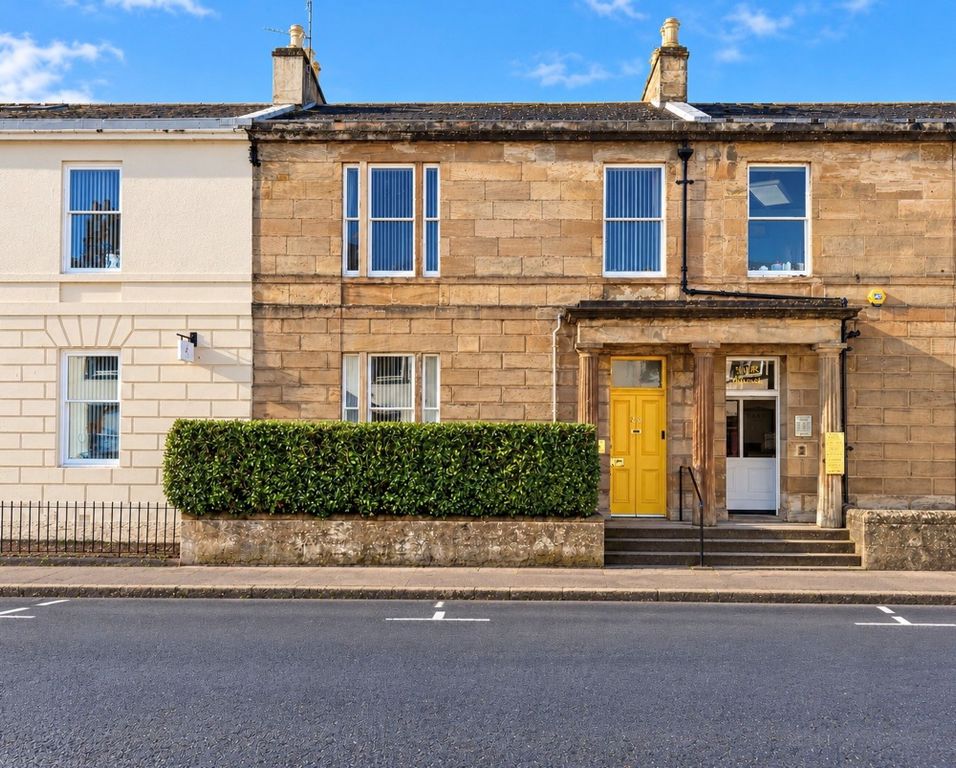 Property photo 1 of 31