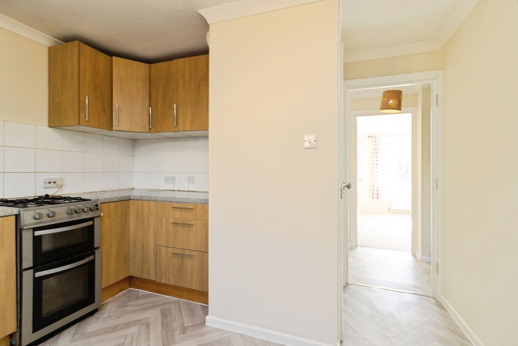 Property photo 2 of 16 Pbox-Img.Jpg
