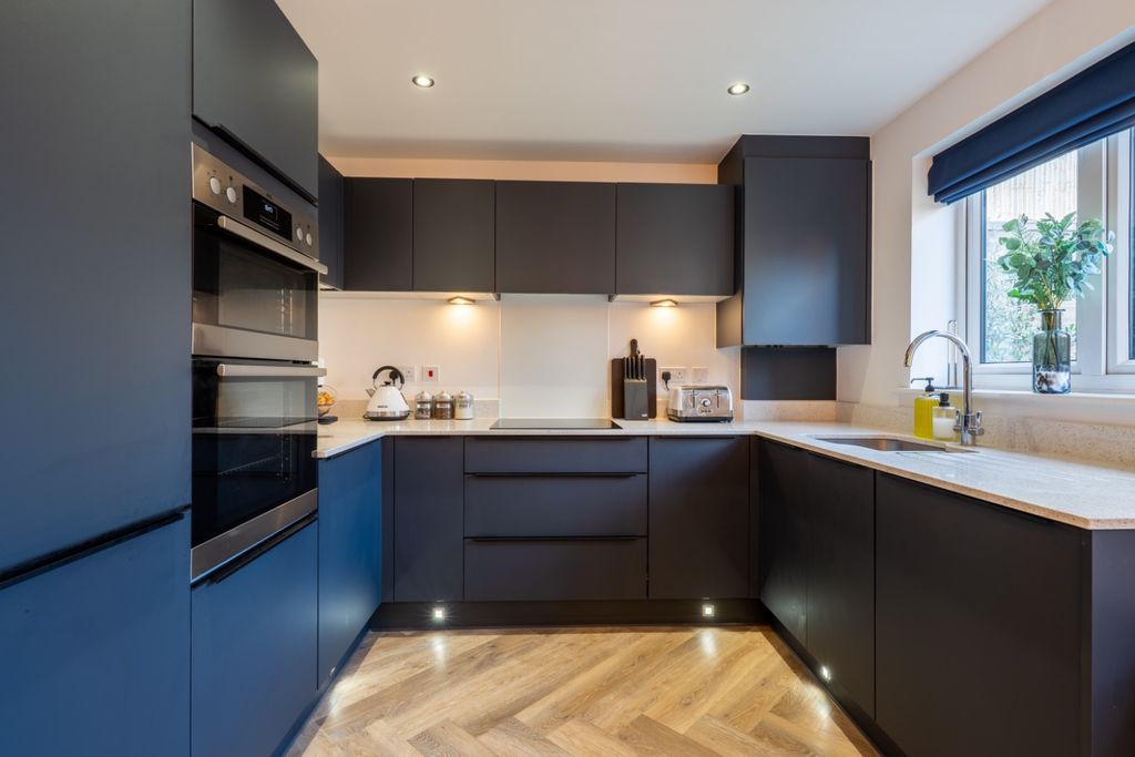 Property photo 3 of 20 5064575