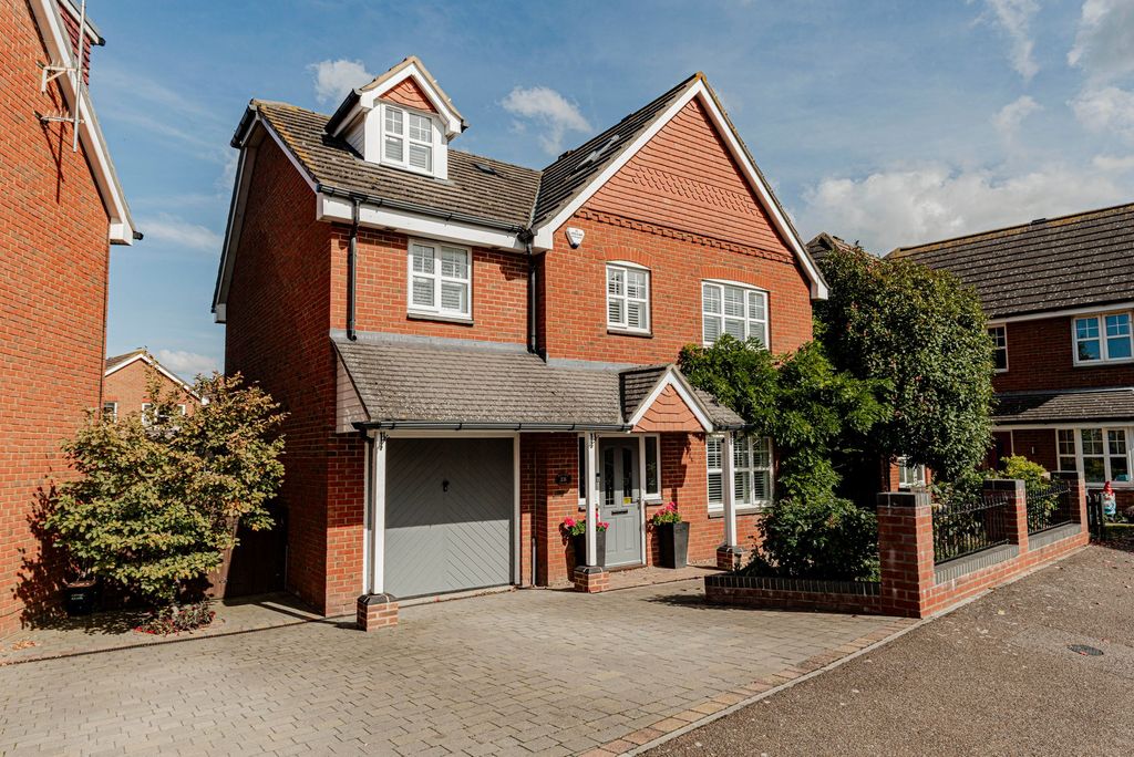 Property photo 1 of 37 Main (1)