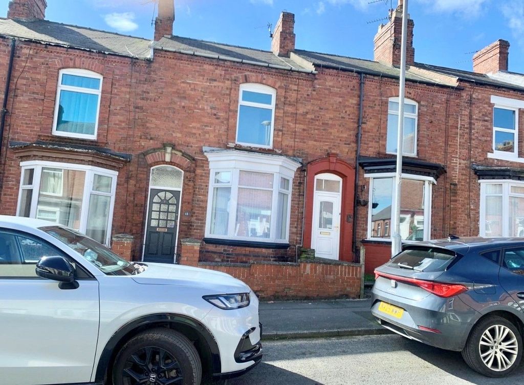 Property photo 1 of 18