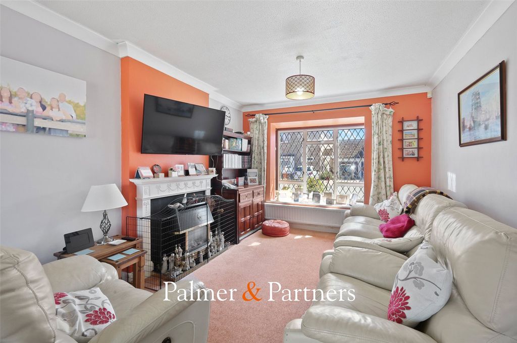 Property photo 3 of 20 Picture No. 07