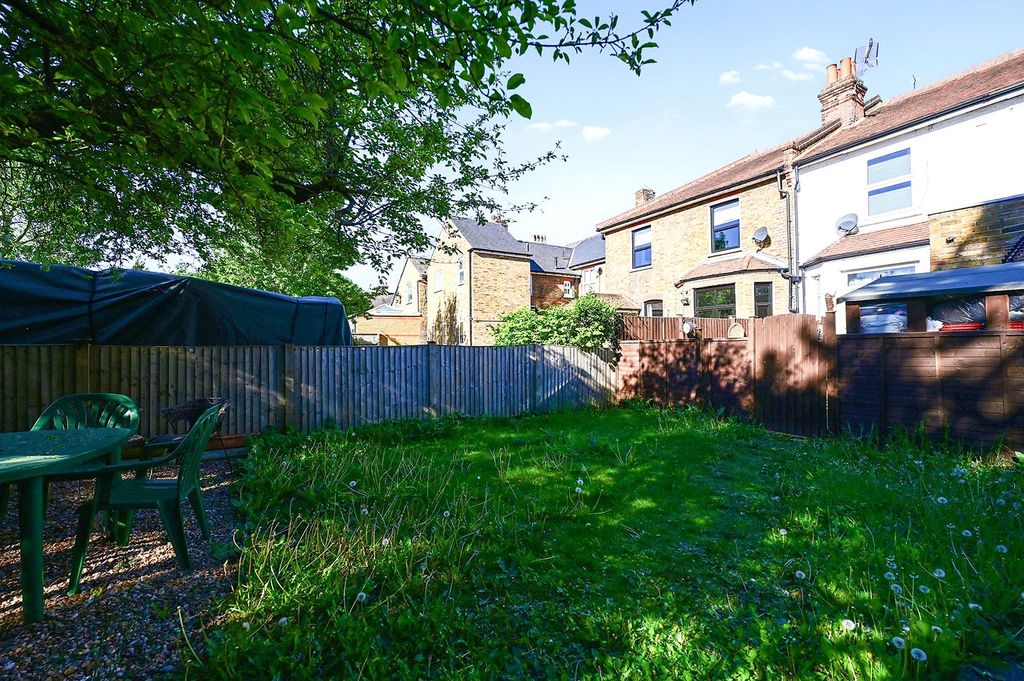 Property photo 3 of 11 Picture No. 12