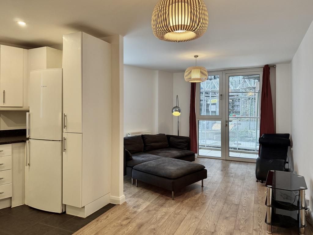 Property photo 2 of 8