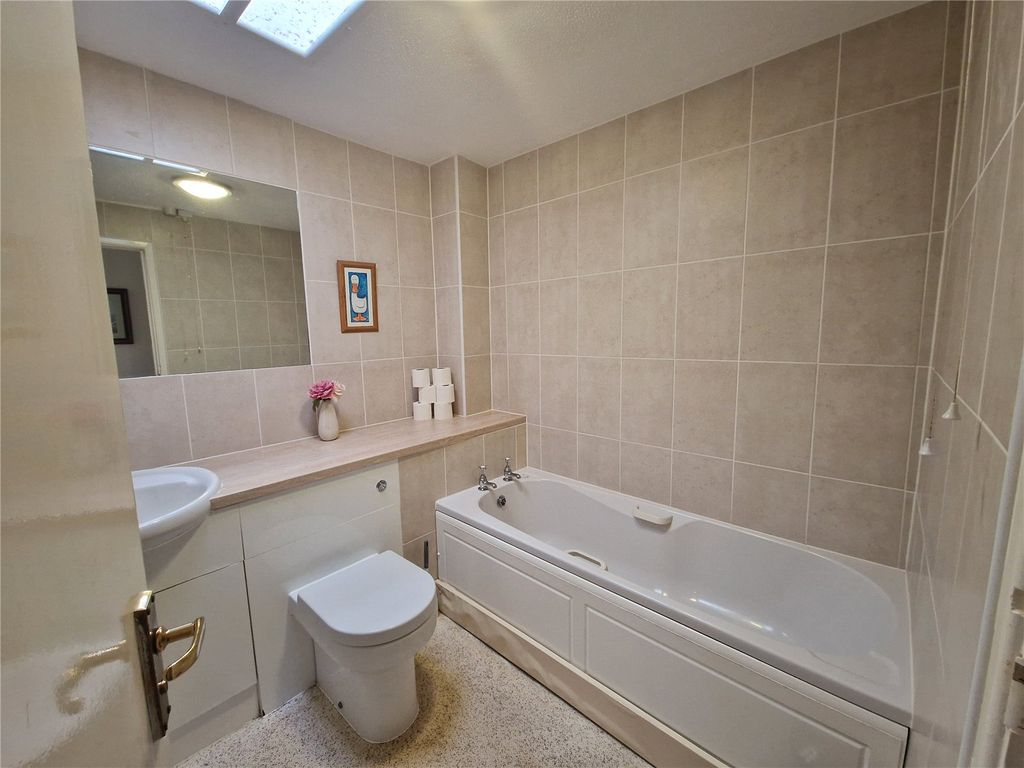 Property photo 3 of 13 Picture No. 06
