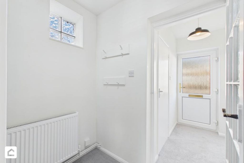 Property photo 2 of 12 Cam04580G0-Pr0073-Still002-Thumbnail-H750-70