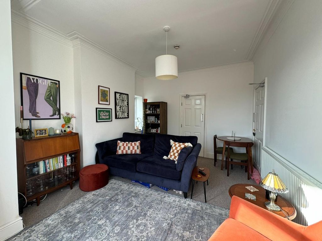 Property photo 3 of 26