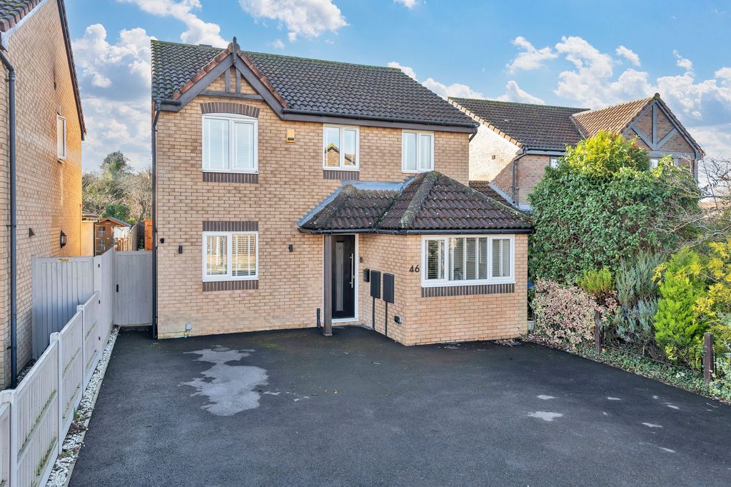 Property photo 1 of 18