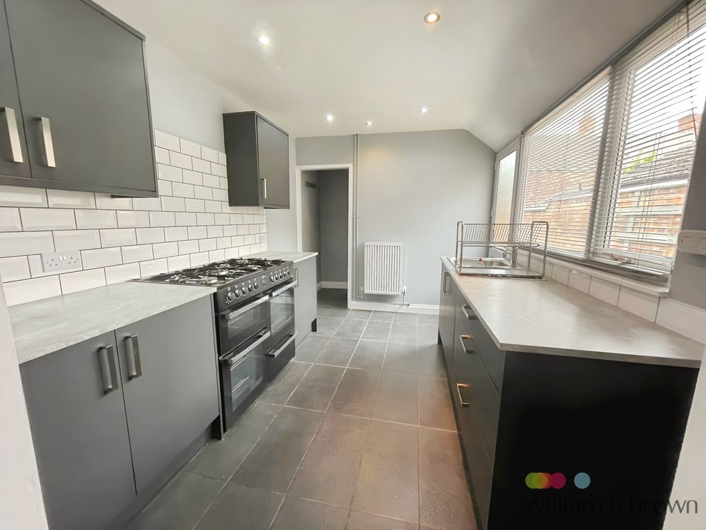 Property photo 2 of 12 Image