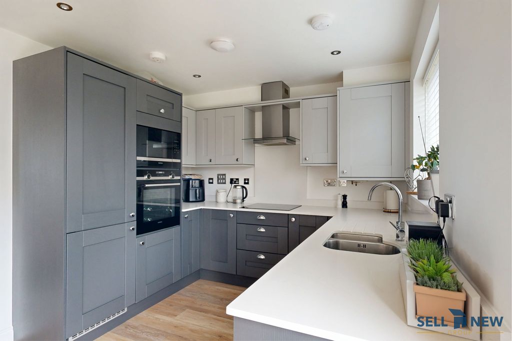 Property photo 2 of 25 Internal Image 