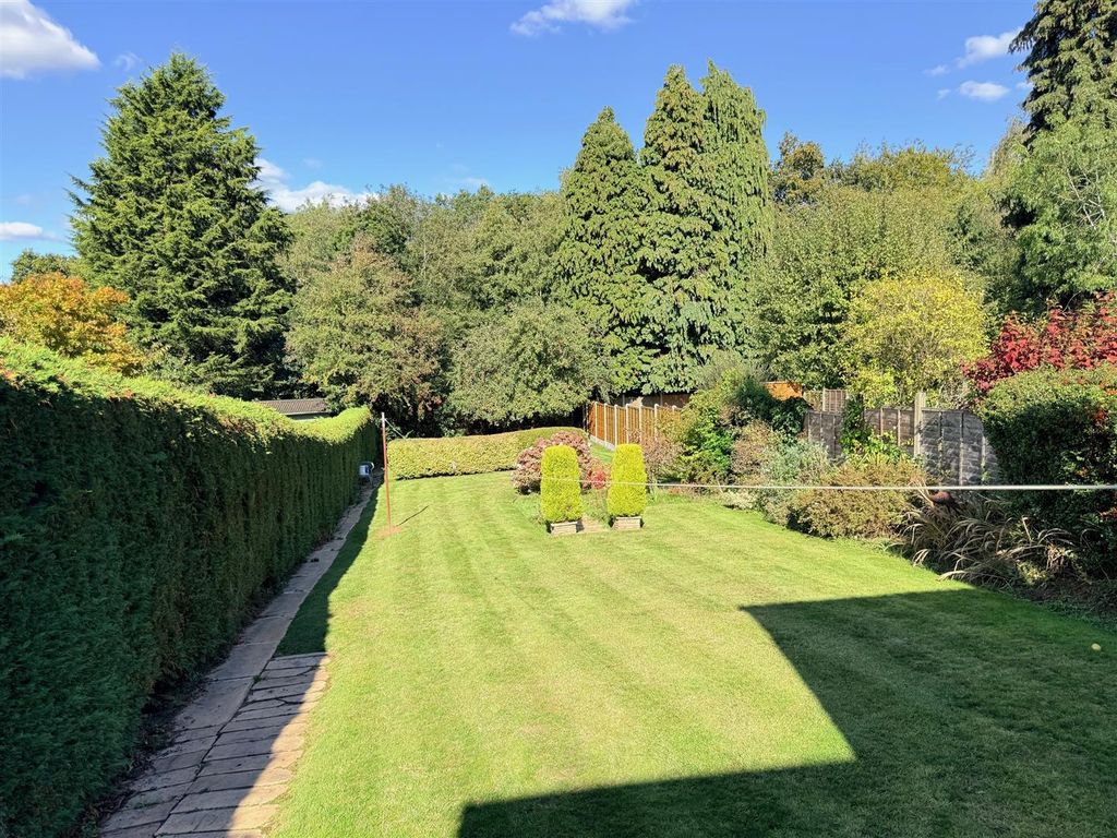 Property photo 2 of 18