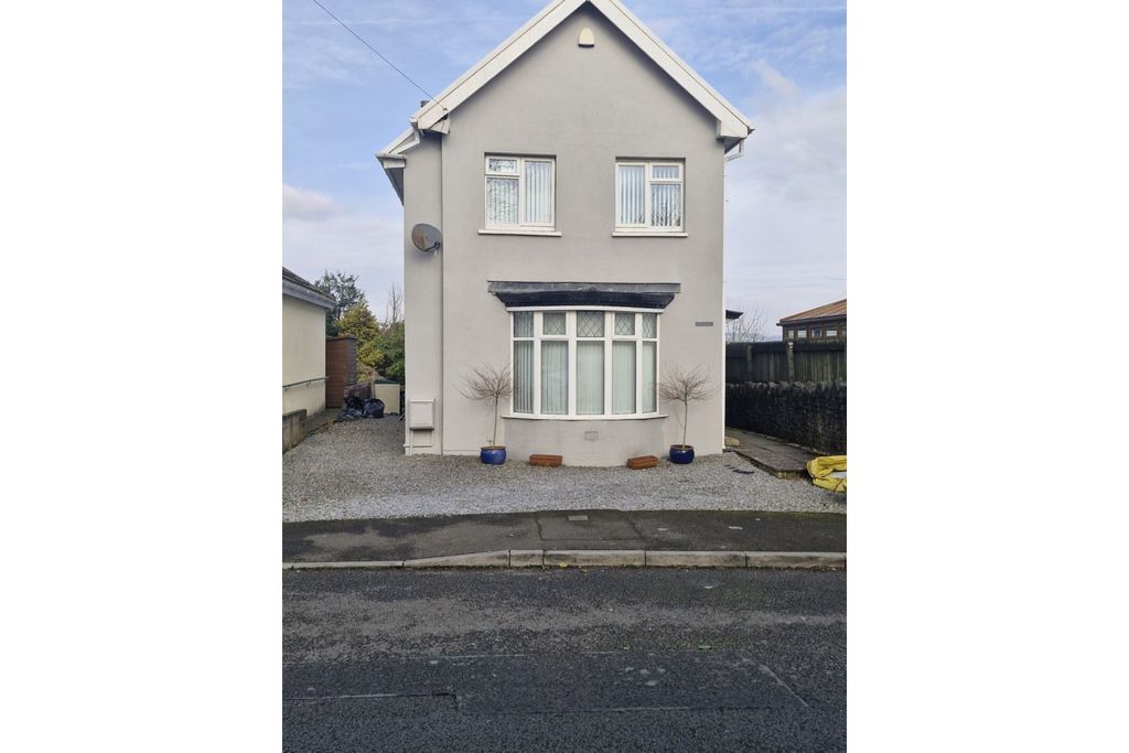 Property photo 1 of 14