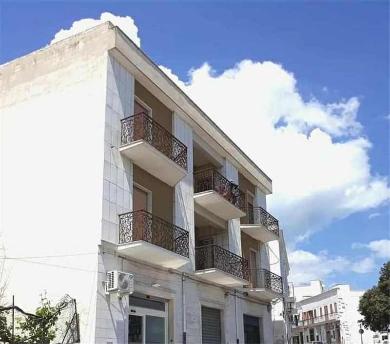 Property photo 3 of 30 Back Side