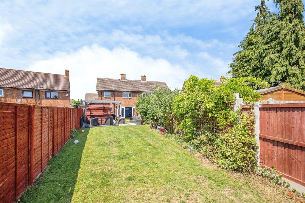 Property photo 2 of 15