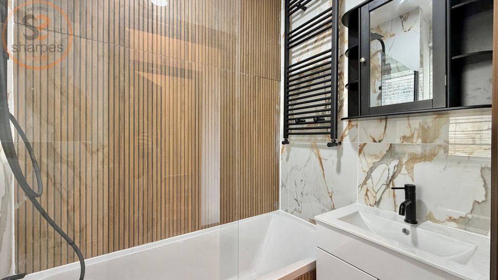 Property photo 3 of 20 69F724E50861085541F63617_37F52Cdd0063Ca56Ae48Fa7A1dc32Ed7175E8d54712370Bc1Ab952c9B520A63d