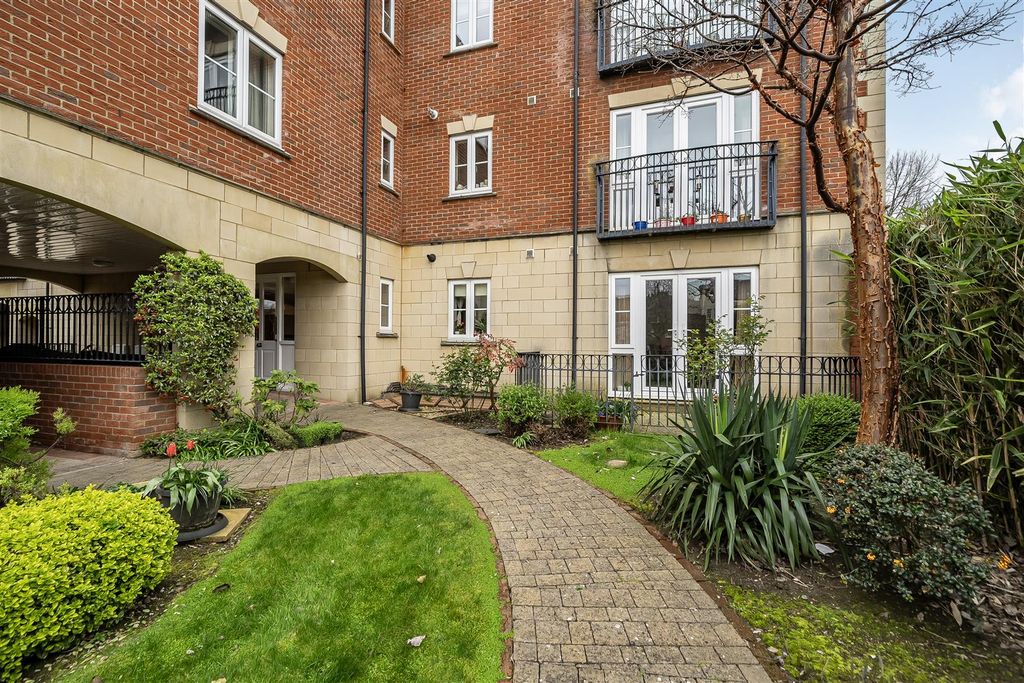 Property photo 1 of 19 1428823-14-69c2Beb721B4B.Jpg