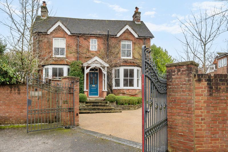 Property photo 1 of 24 Photo 18