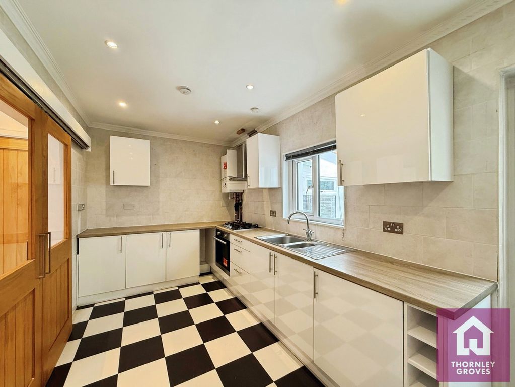 Property photo 2 of 16 Pbox-Img.Jpg