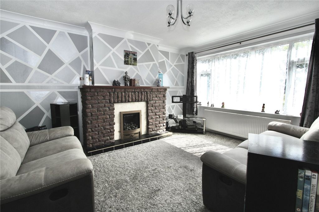 Property photo 2 of 11 Picture No. 16