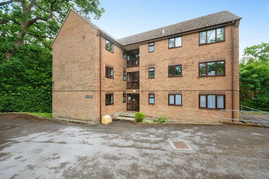 Property photo 1 of 13