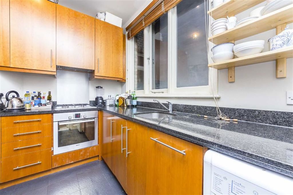Property photo 3 of 6