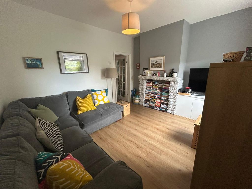 Property photo 2 of 17 Pm (2).Jpeg