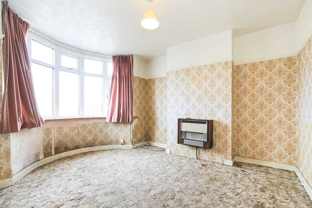 Property photo 3 of 19
