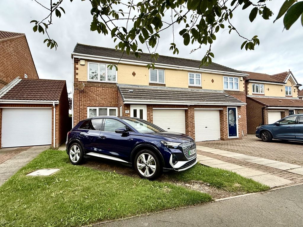 Property photo 1 of 13 Img_4909