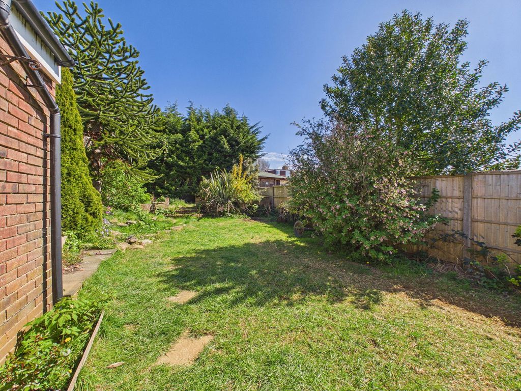 Property photo 3 of 21