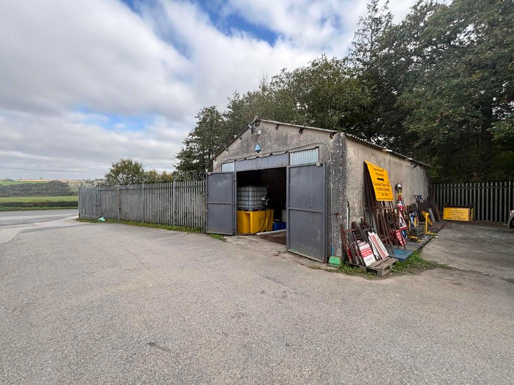 Property photo 3 of 19 Photo 3