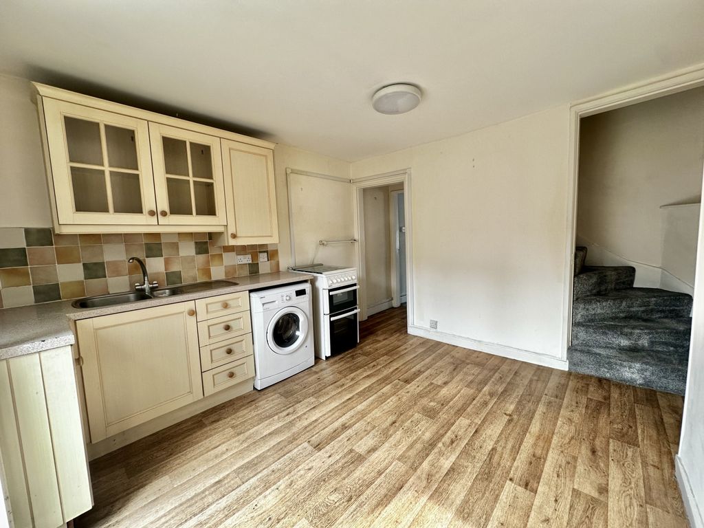 Property photo 3 of 13 3 Quay Street (2)