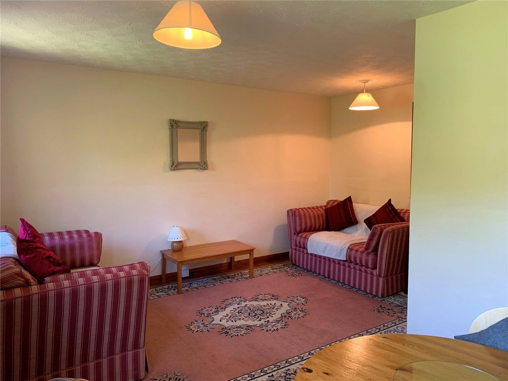 Property photo 2 of 9 Photo 2