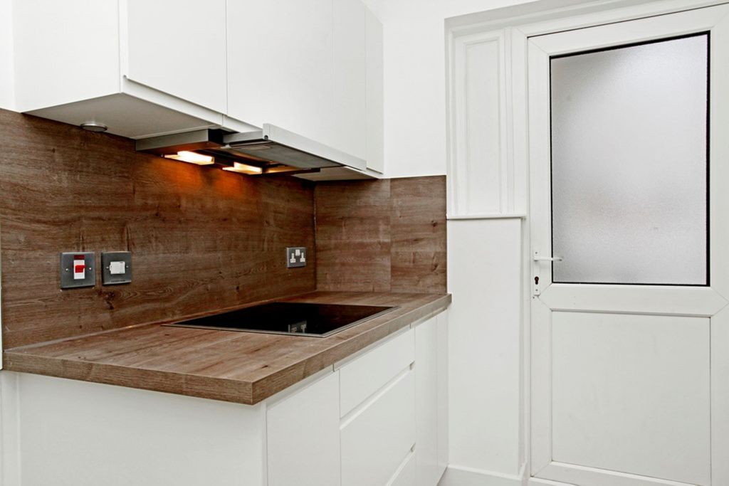 Property photo 2 of 33 Kitchen