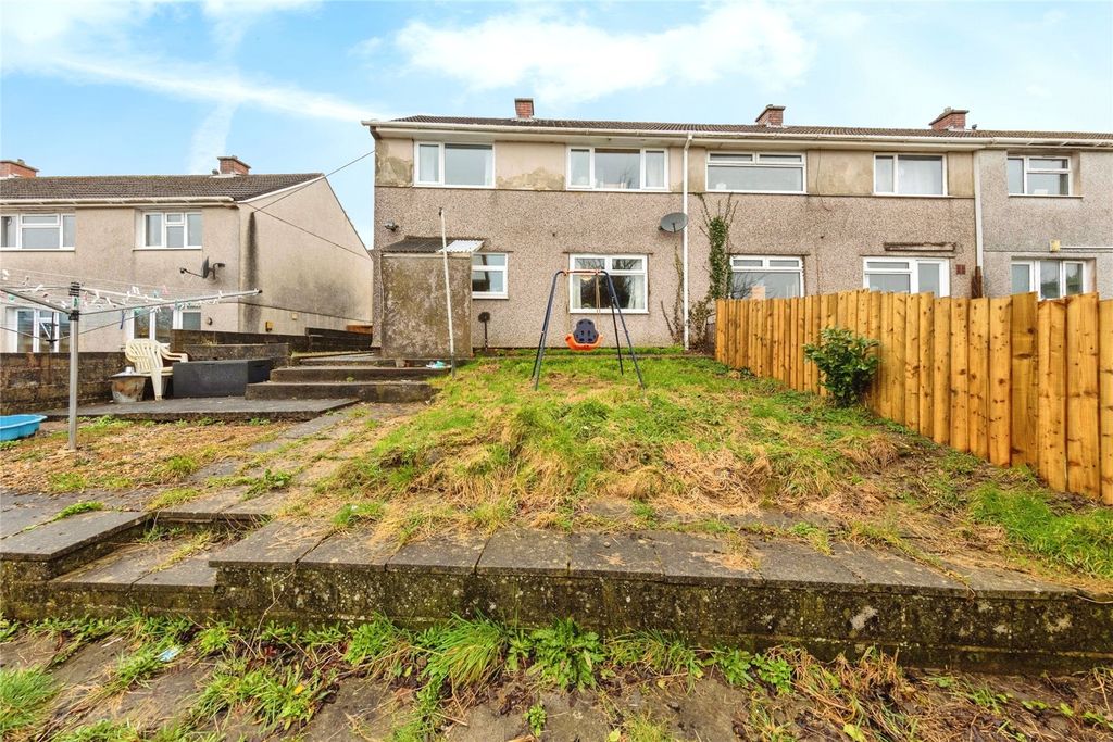 Property photo 1 of 16 Picture No. 18