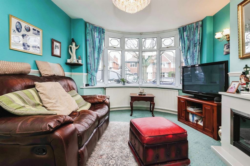 Property photo 3 of 17