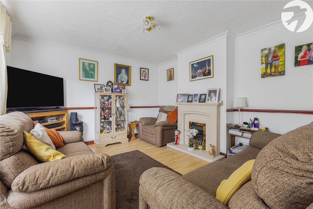 Property photo 2 of 21 Robinson Jackson