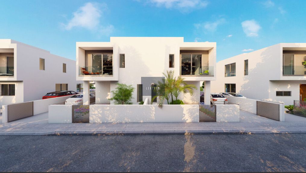 Property photo 3 of 3