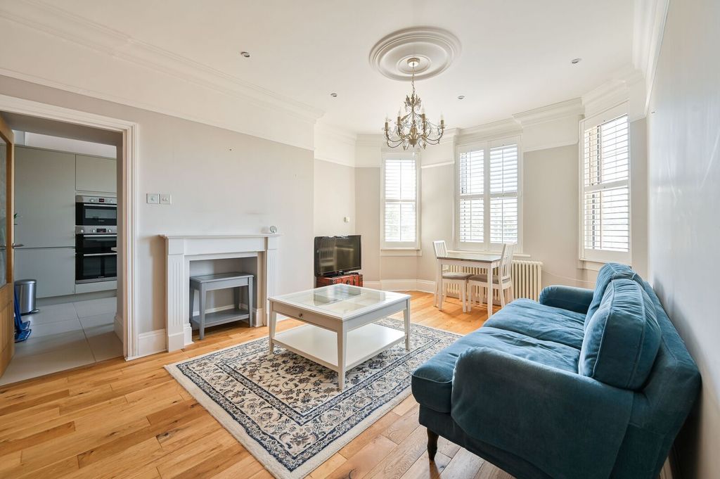 Property photo 1 of 8
