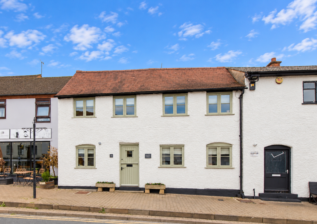 Property photo 1 of 33