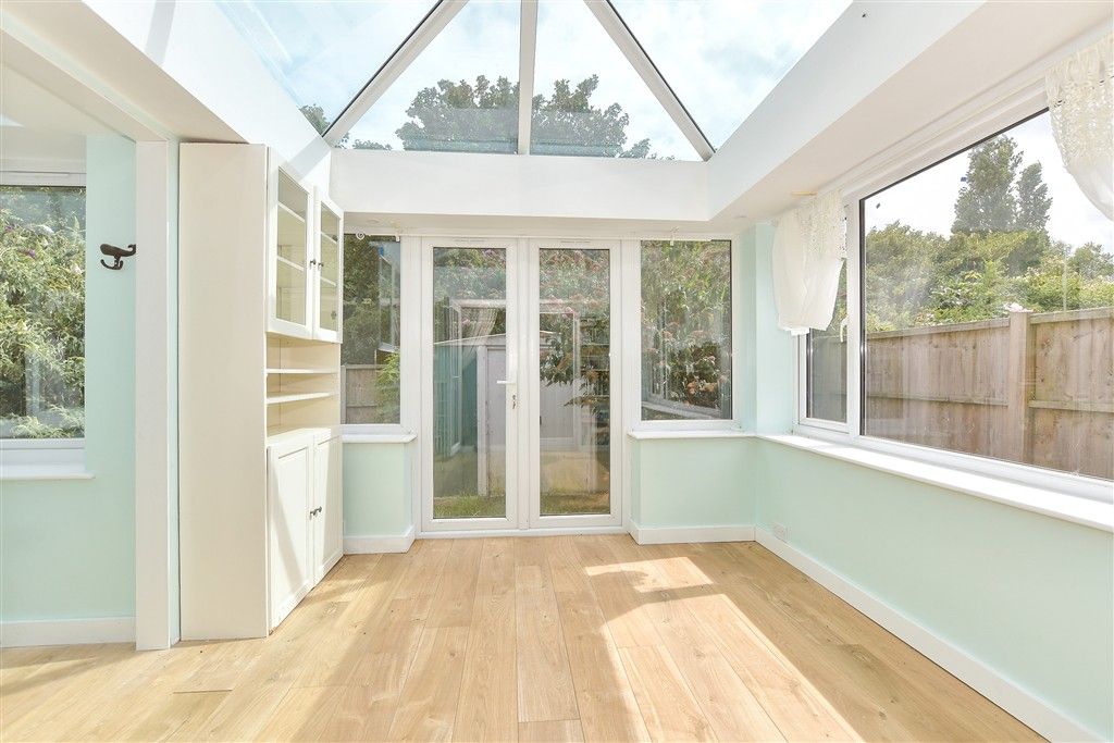 Property photo 2 of 14 Conservatory