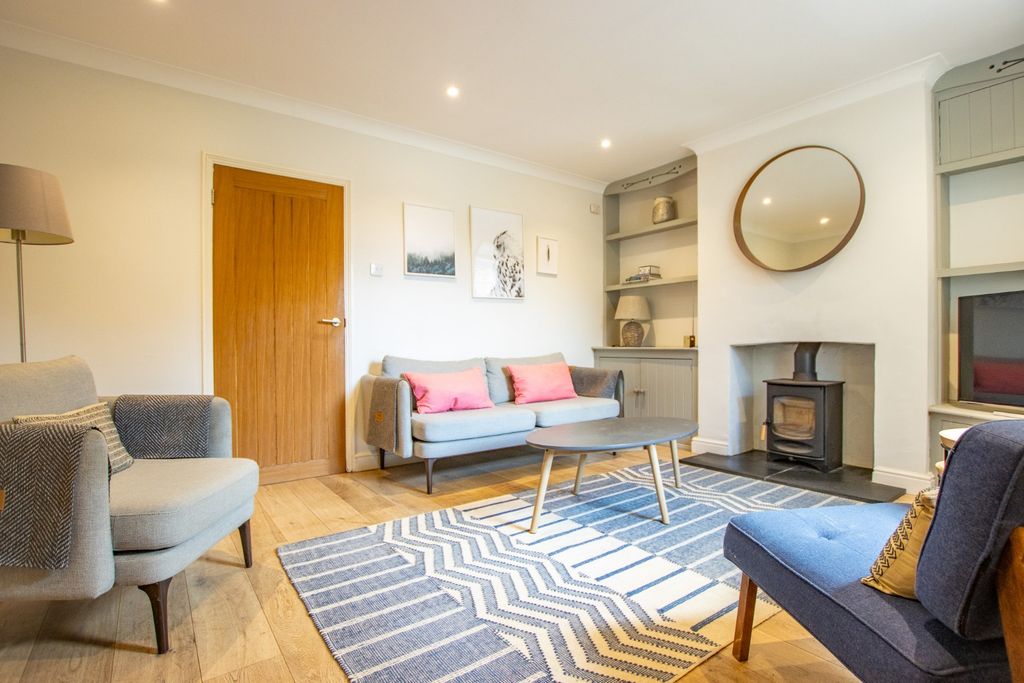 Property photo 3 of 25 5302274