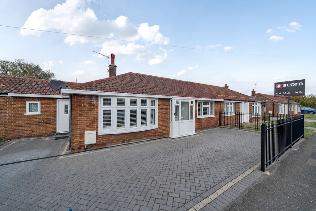 Property photo 1 of 17 1519683-2-6Aa812B...