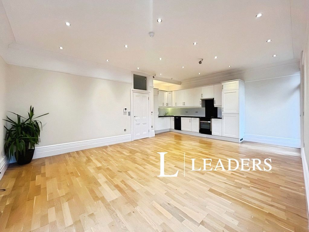 Property photo 1 of 13 Picture No. 11