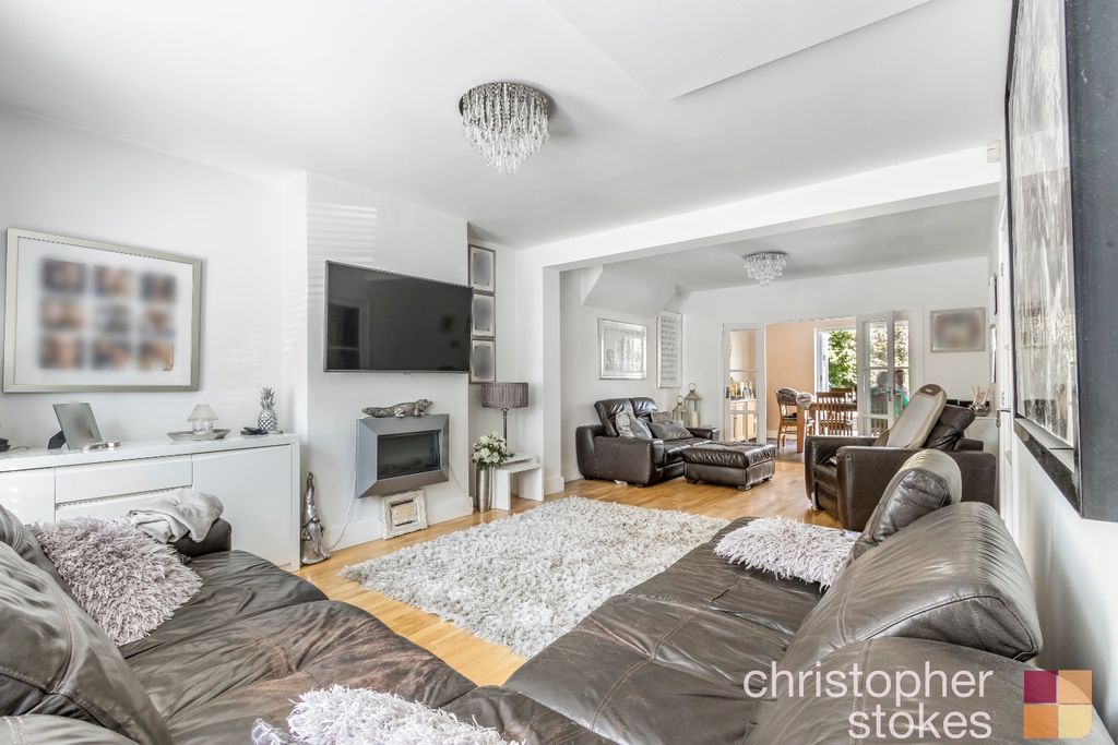 Property photo 2 of 20 3112725