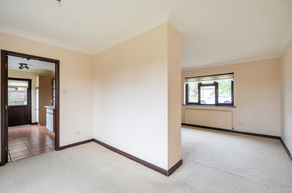 Property photo 3 of 26 1468876-13-6A1dc8...