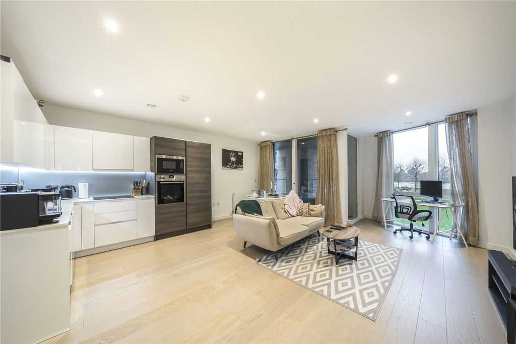 Property photo 2 of 7 Picture No. 03