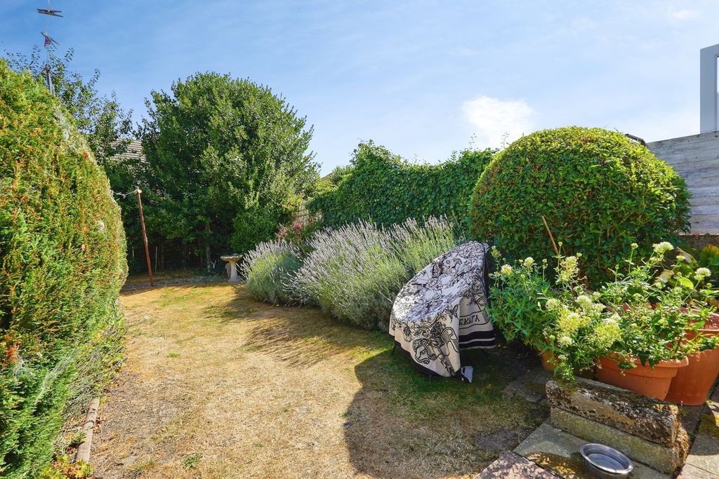 Property photo 3 of 17 Pbox-Img.Jpg