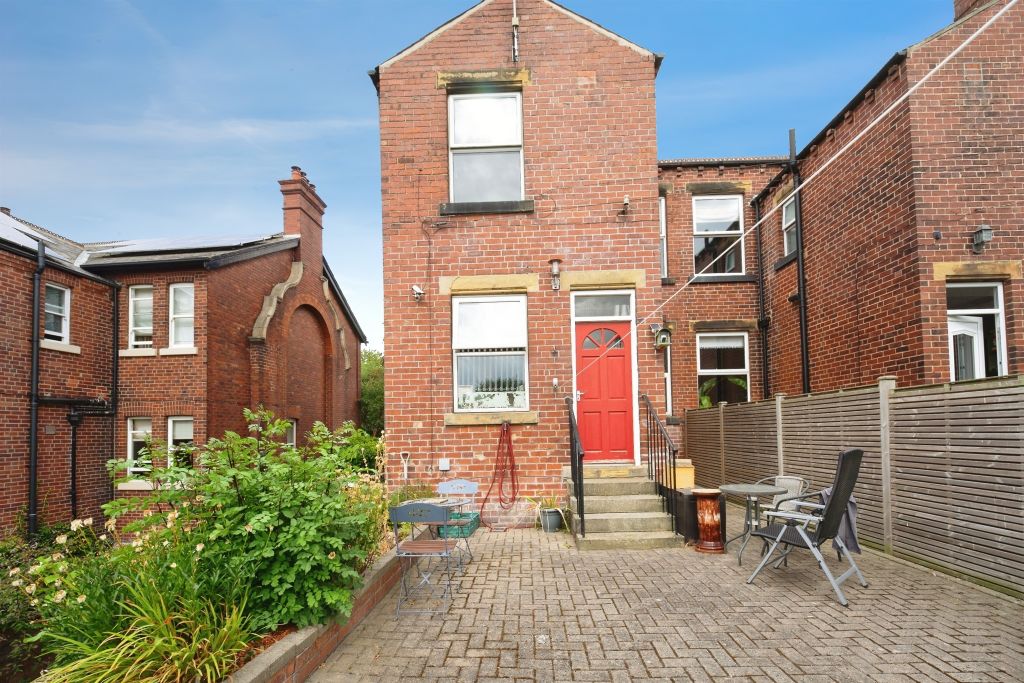 Property photo 2 of 13