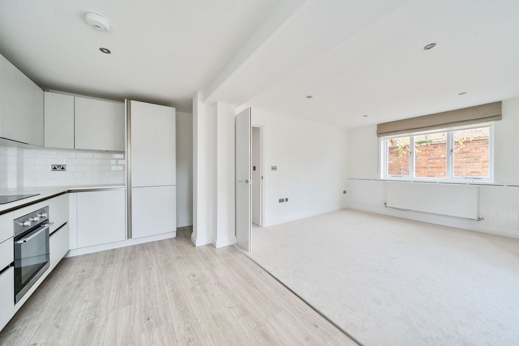 Property photo 3 of 10 1218350 (3)